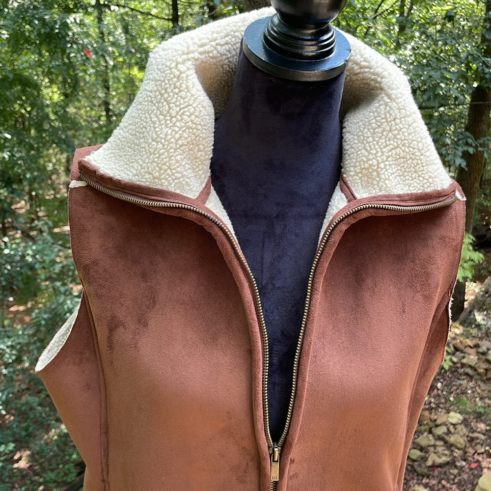 LAUREN RALPH LAUREN VEGAN SHERPA ZIP VEST M - Picture 2 of 15